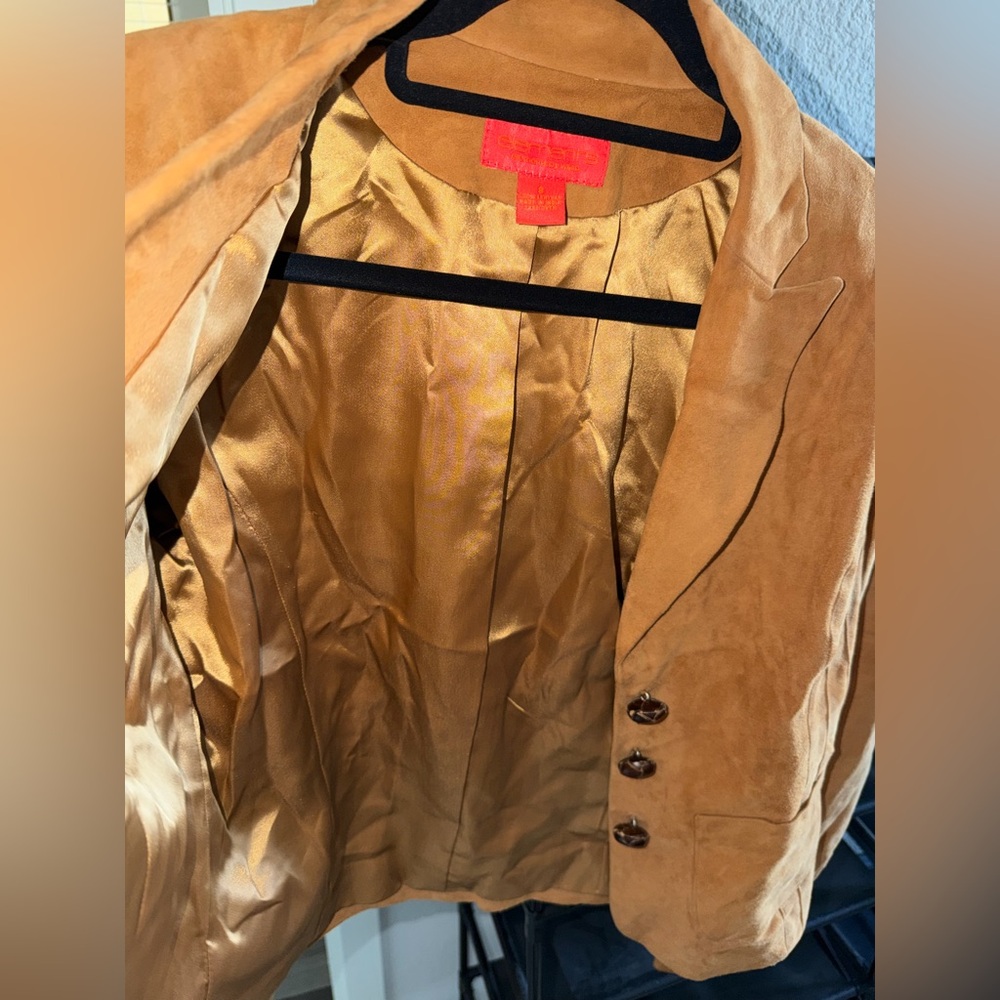 Elements - Picture 3 of 5